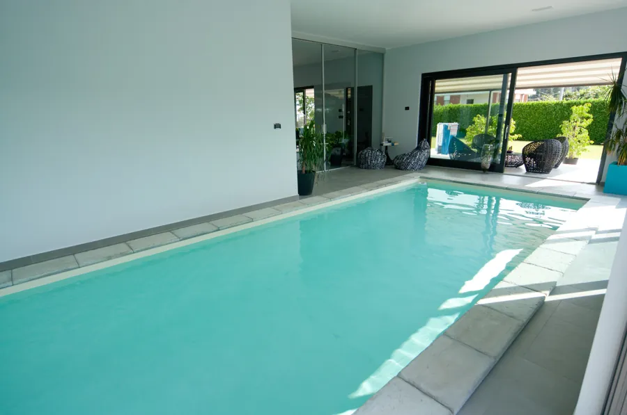 Piscine intérieure Laghetto
